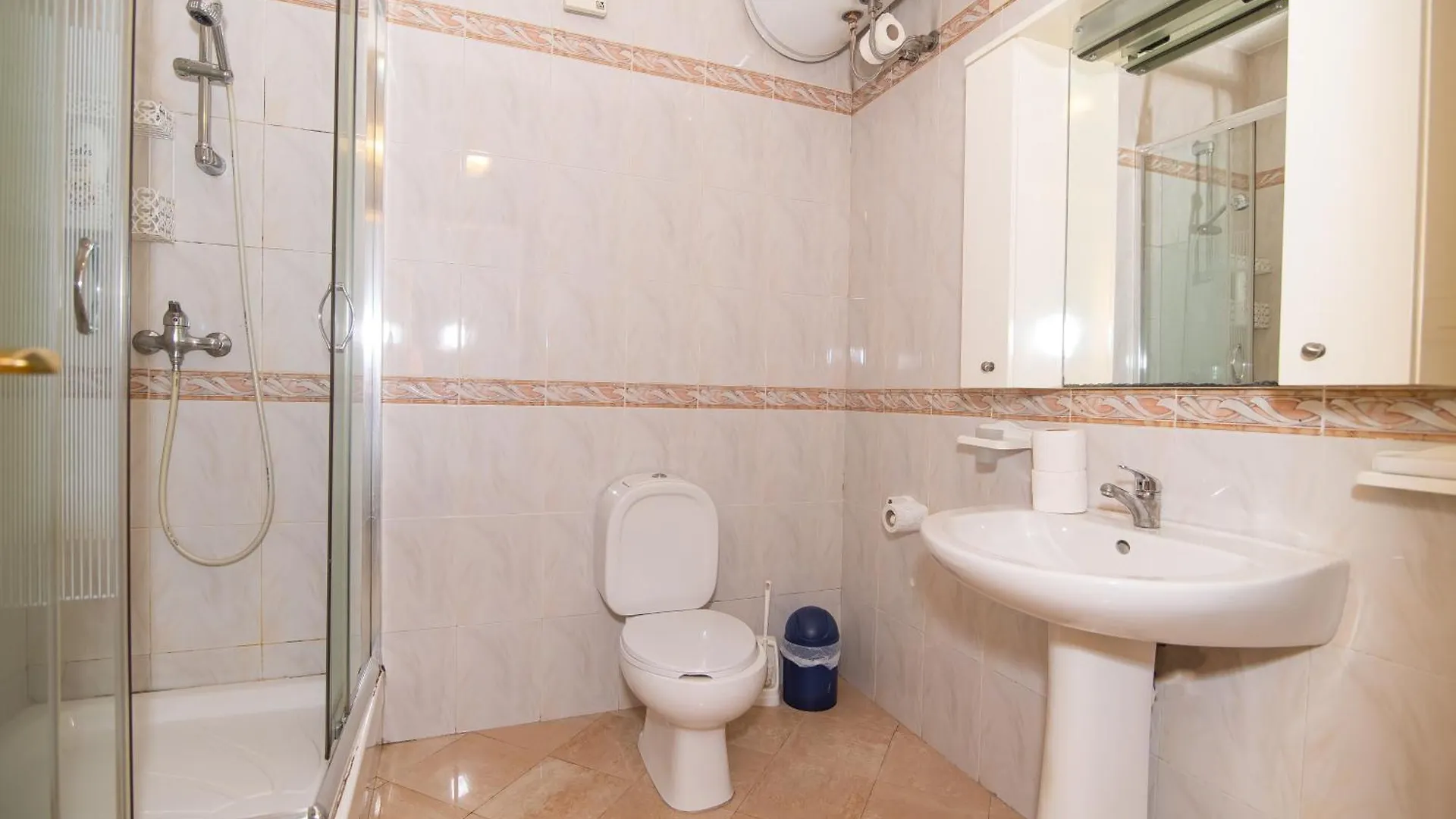 Vintage Blloku Apartment Τίρανα 0*,  Αλβανία